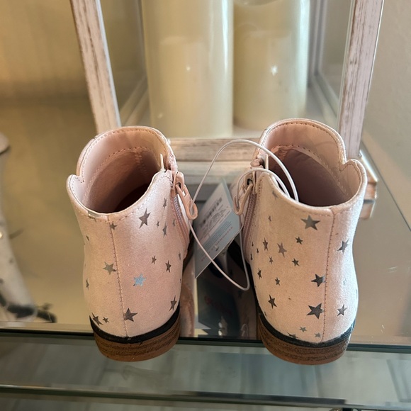 Girls 2T-5T high top suede - Picture 3 of 3